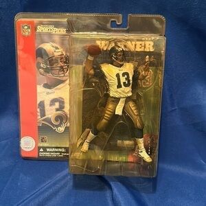 Kurt Warner NEW 2001 McFarlane Toys
NFL Sports Picks Series 1.  NIB